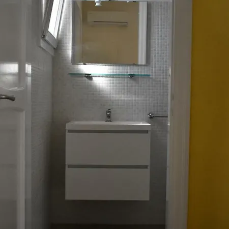 Punta Prosciutto Rooms بونتا بروسسيوتو